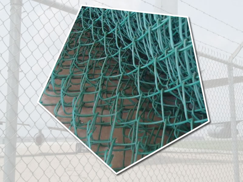 Galvanized Wire Mesh Fencing - 44mm Mesh - Polymer Coated