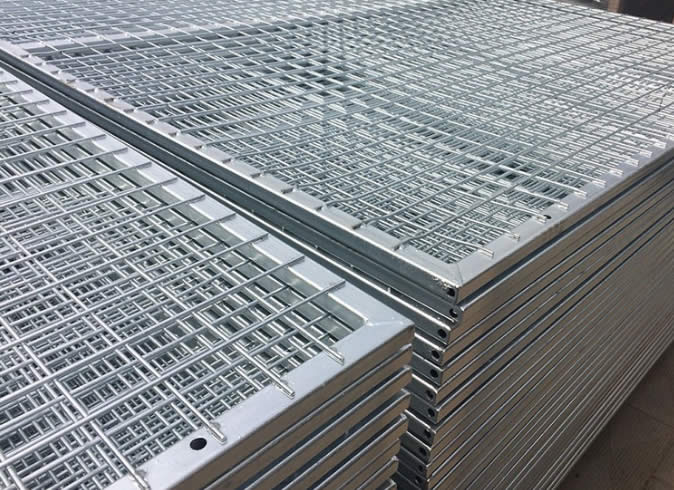 Galvanized Wire Mesh Panels